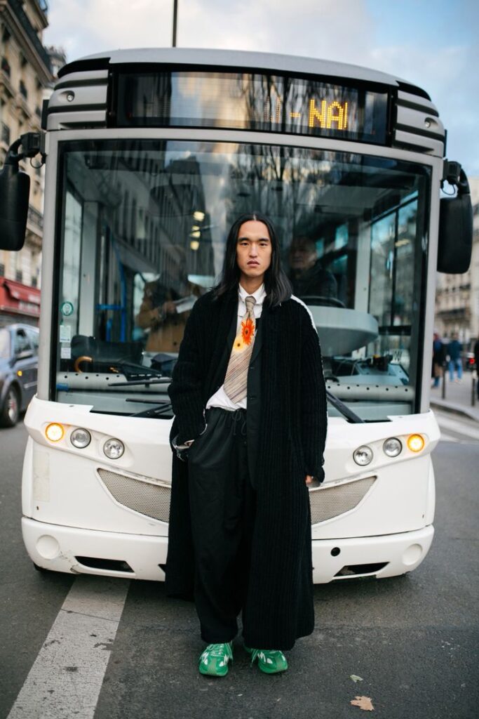 Gravata no streetstyle: o acessório chegou às ruas da moda masculina