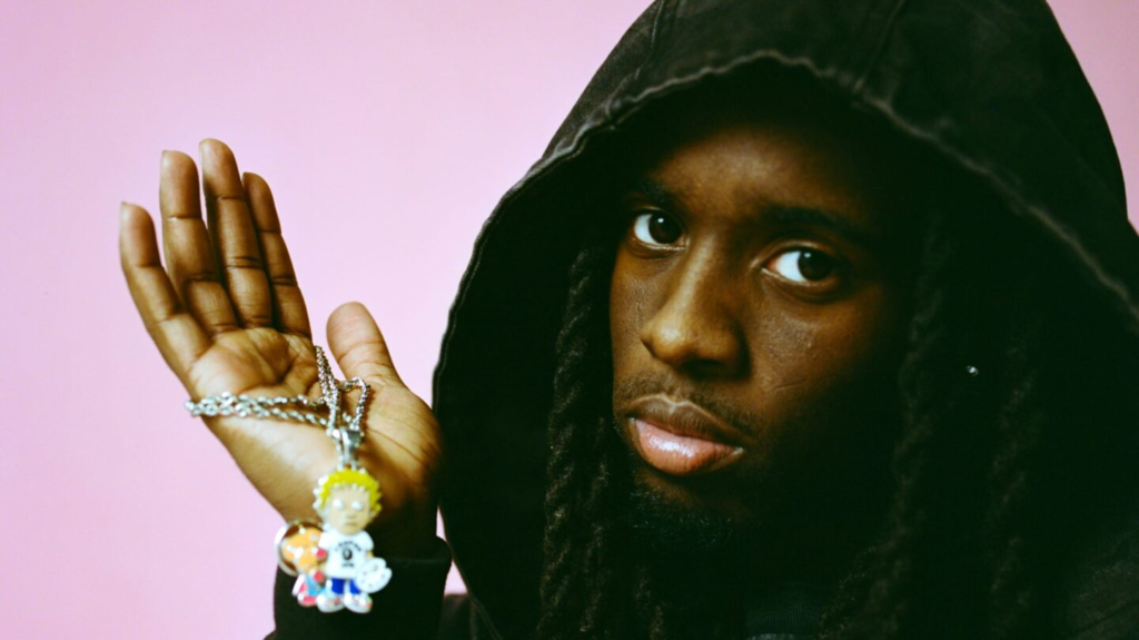 BAPE e KidSuper celebram o passado e o futuro com colaboração exclusiva estrelada por Kai Cenat