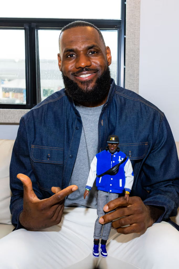 LeBron James vira boneco Ken em parceria inédita com a Barbie