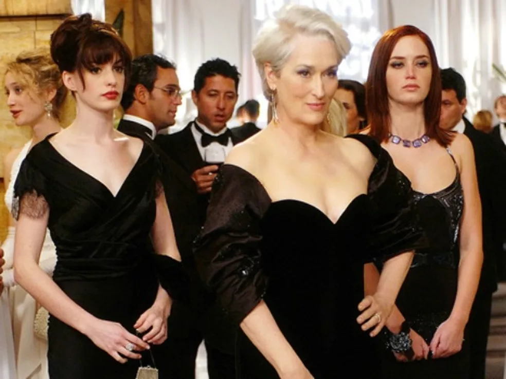 “O Diabo Veste Prada 2” inicia filmagens com retorno do elenco original e novidades no elenco