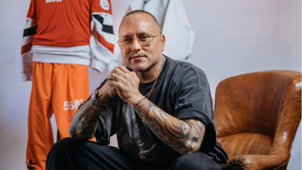 Willy Chavarria revela bastidores de desfile masculino na PFW
