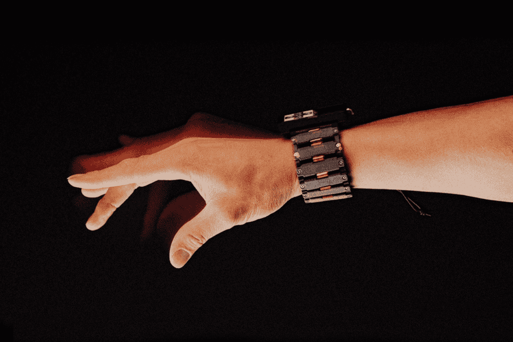 Pulseira da Meta vai permitir controlar computadores com gestos da mão