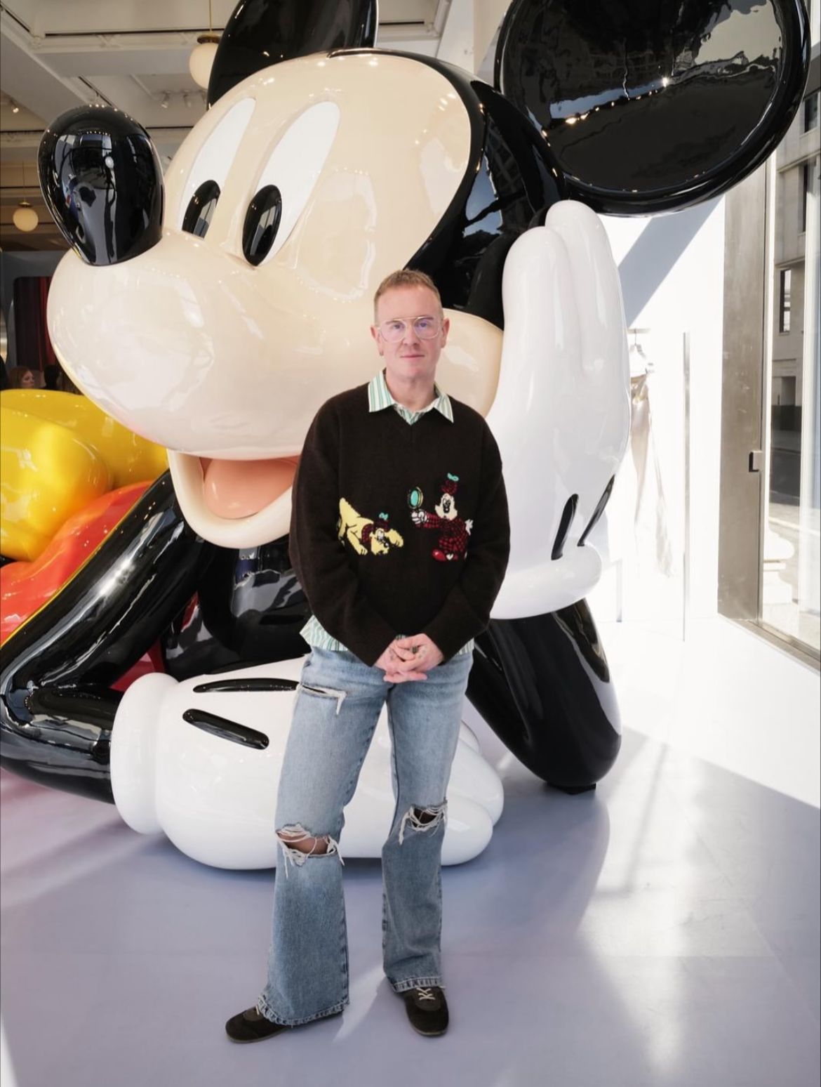 Zara lança coleção da Disney com Harry Lambert | Hypnotique