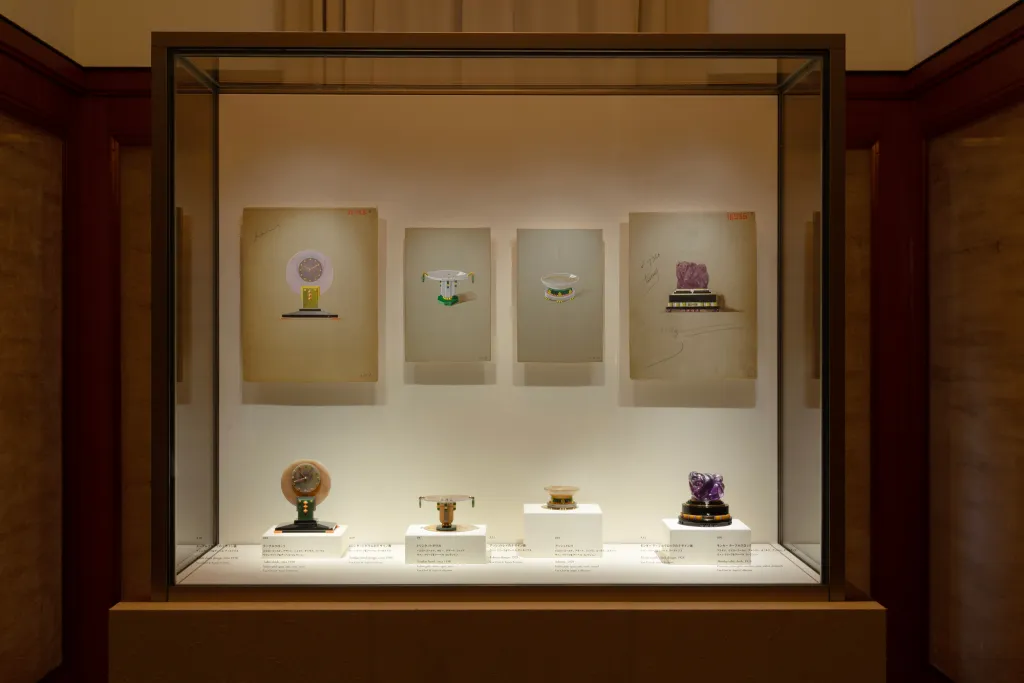 Van Cleef & Arpels celebra 100 anos do Art Déco com exposição em Tóquio