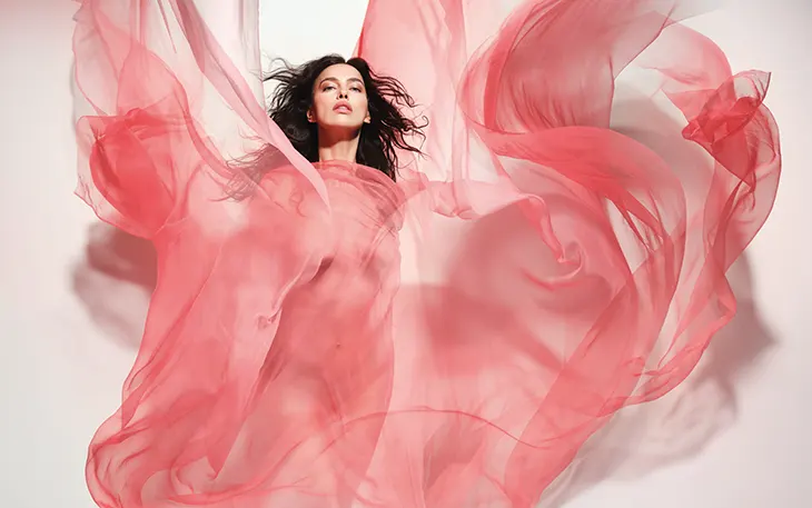 Tilda Swinton, Irina Shayk e FKA Twigs brilham no Calendário Pirelli 2026