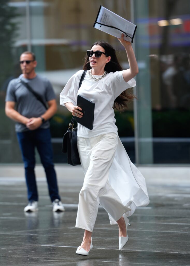 Office look: inspirações atuais para voltar ao trabalho com estilo