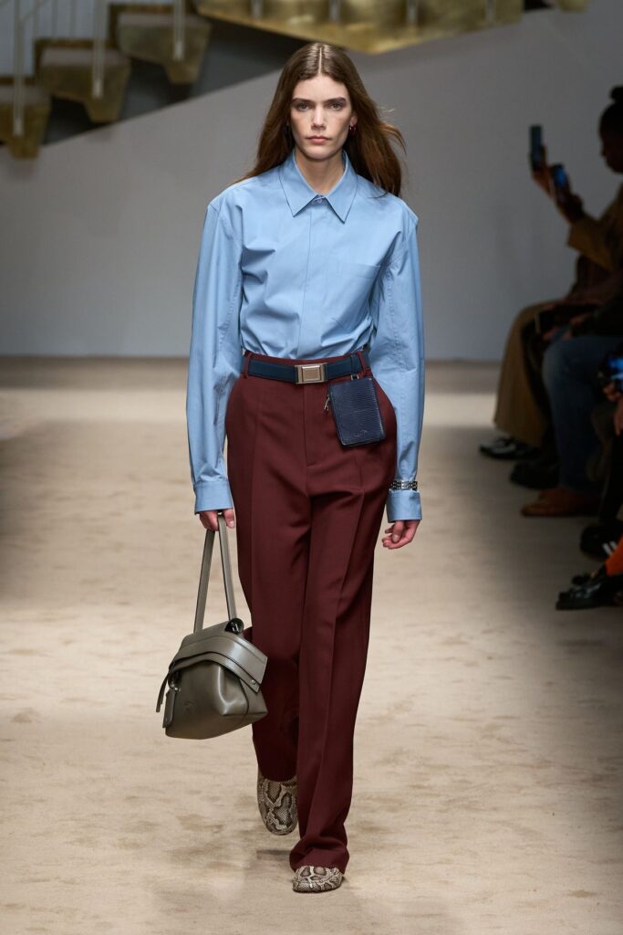 Office look: inspirações atuais para voltar ao trabalho com estilo