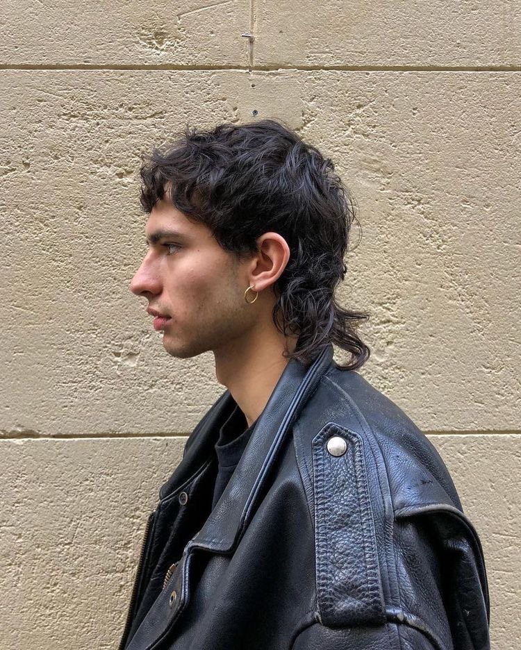 Mullet haircut volta como tendência no visual masculino