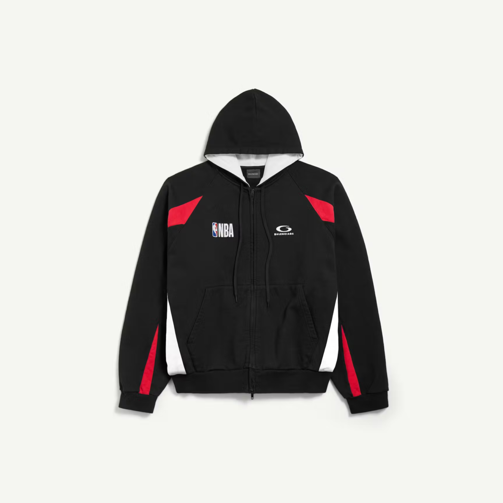 Parceria Balenciaga x NBA inaugura nova era criativa da marca