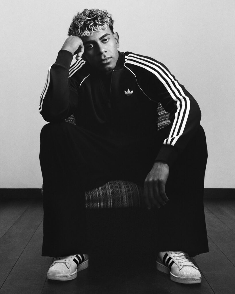 Adidas Superstar 2026 inicia novo capítulo com campanha global com Samuel L.Jackson, JENNIE, Kendall Jenner e James Harden