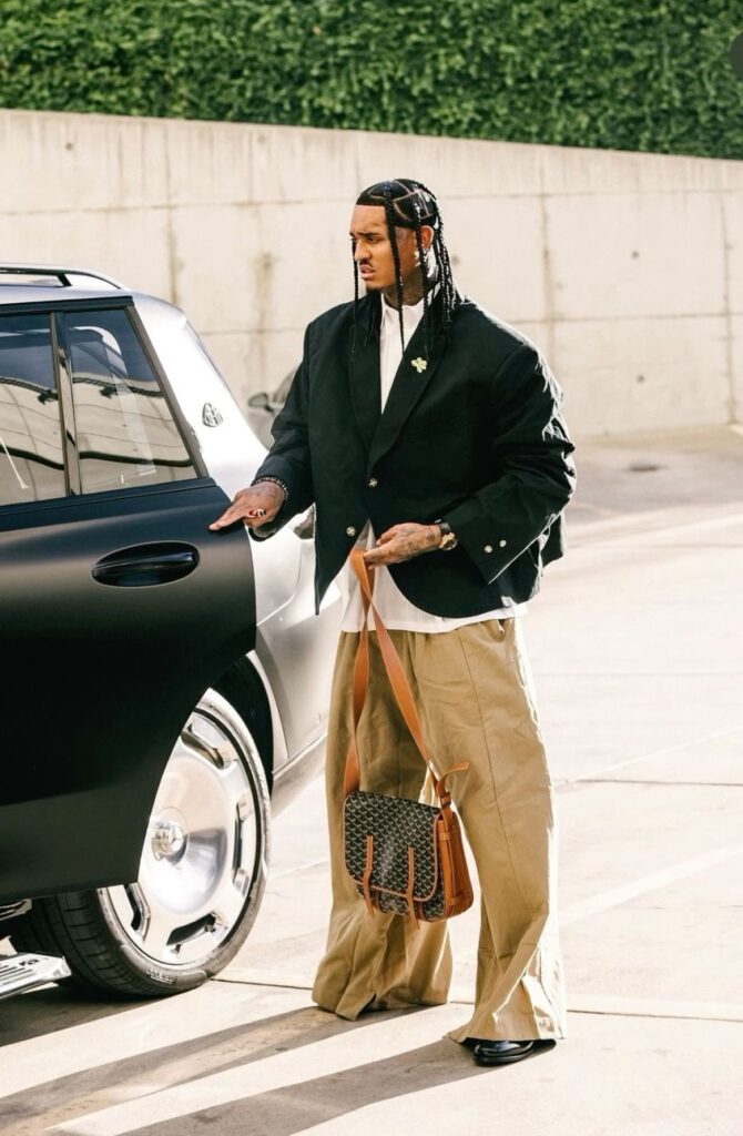 Como usar calça oversized: a tendência que tomou o street style