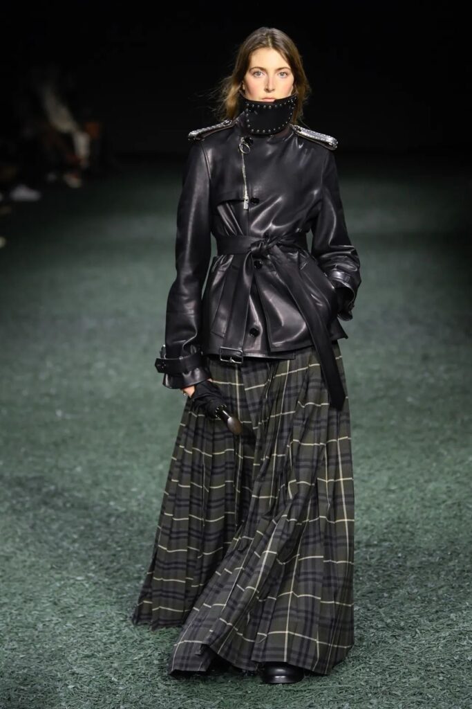 Saia xadrez é tendência no street style