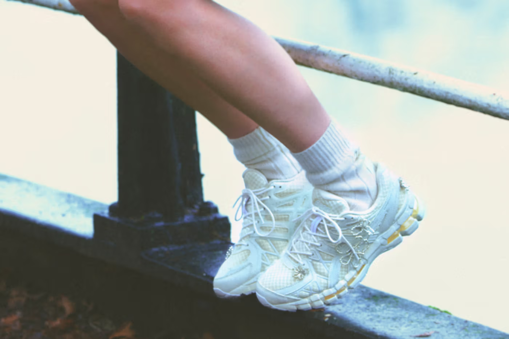 ASICS x Completedworks reinventa o GEL-KAYANO 20