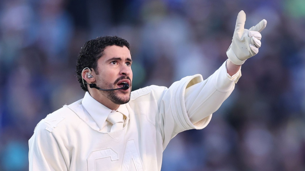 Bad Bunny no Super Bowl: Benito realiza marco histórico e cultural no intervalo da NFL