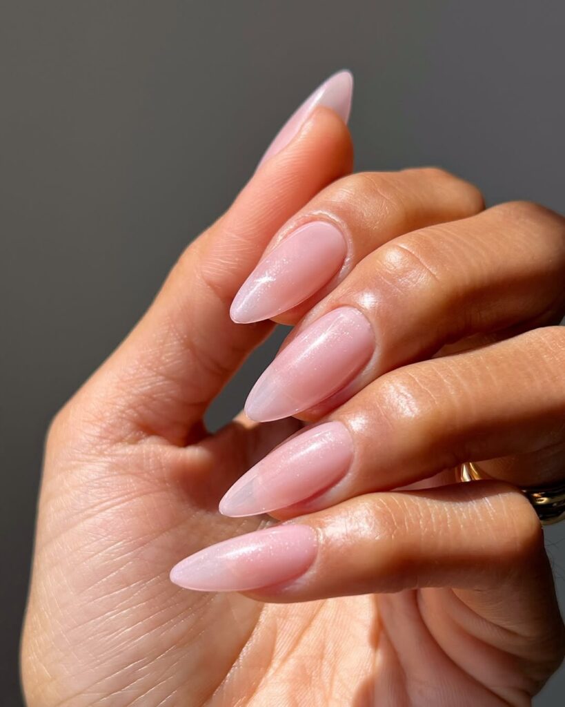 Cores de esmalte em alta que estão dominando a temporada 2026