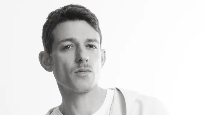Nicolas Di Felice sai da Courrèges após 5 anos como Diretor Criativo