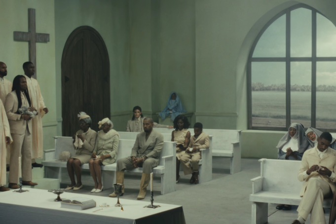 Novo clipe de Kanye West com Travis Scott é lançado