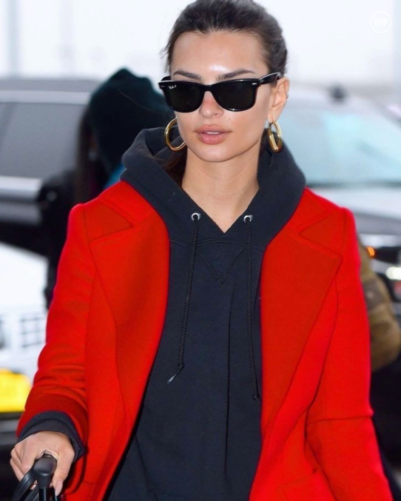 looks com óculos de sol rayban wayfarer