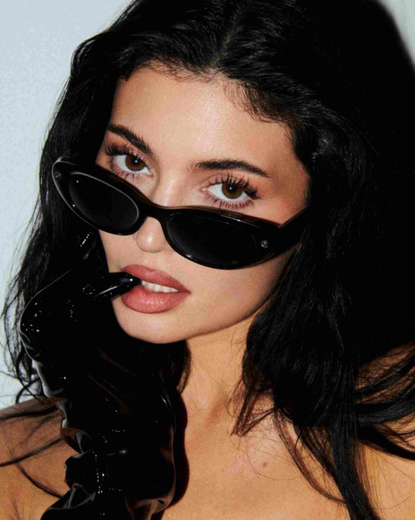 Kylie Jenner e Meta Glasses unem moda e tecnologia