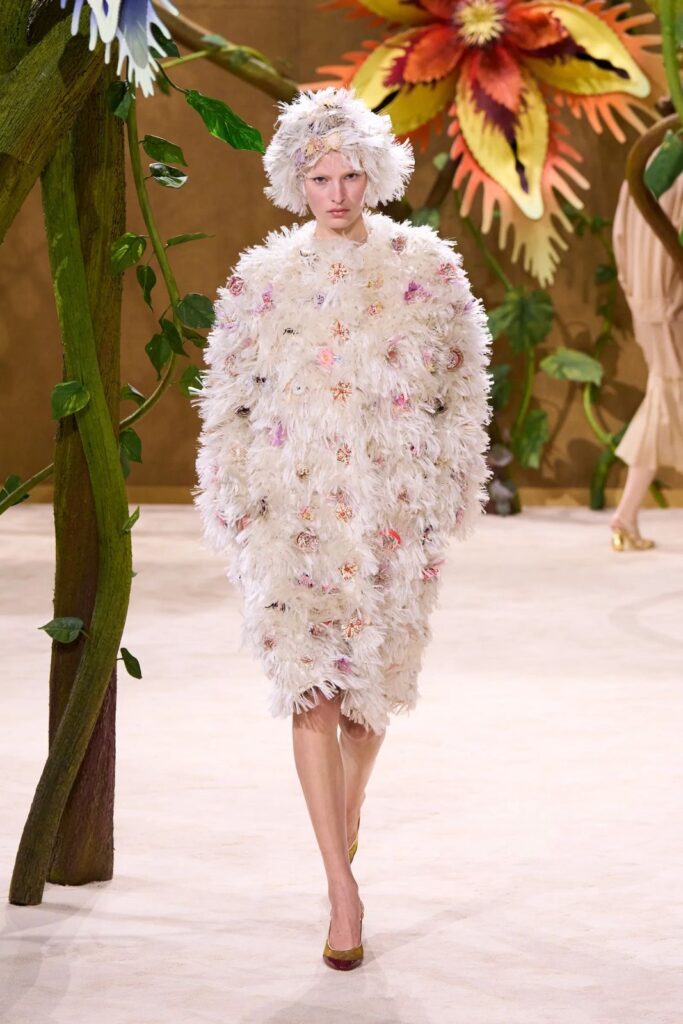 desfile chanel alta-costura ss27 por matthieu blazy