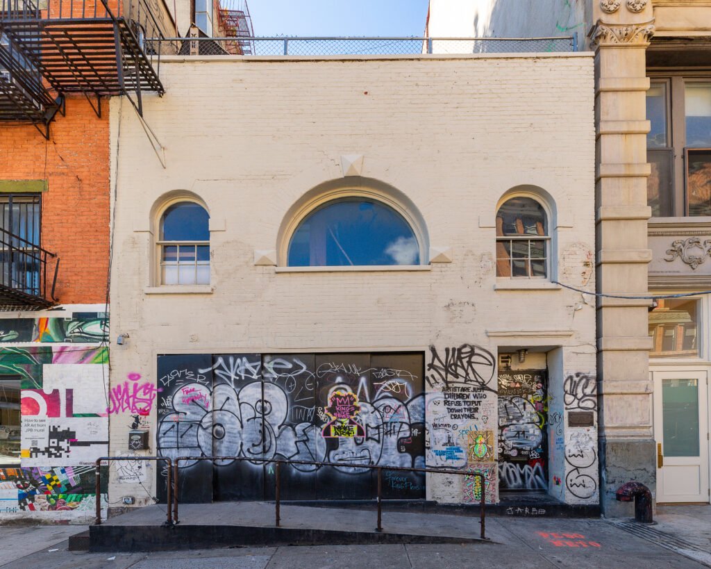 Apartamento de Jean-Michel Basquiat em NY está para alugar