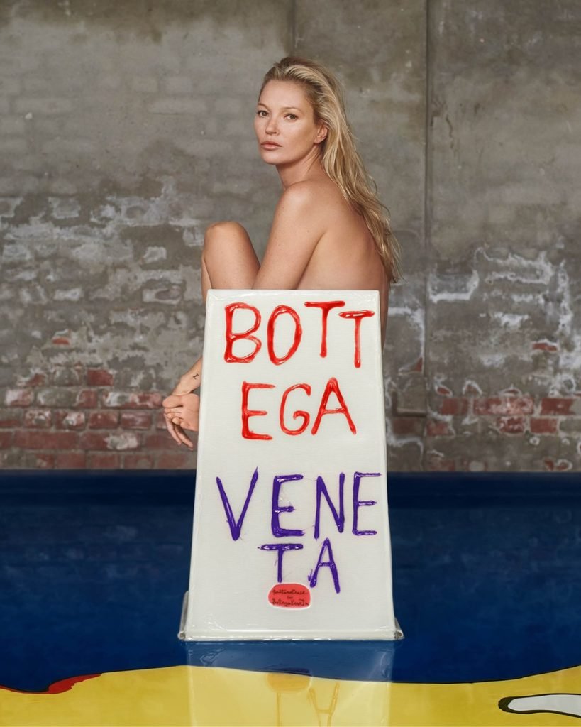 Bottega Veneta chega a Miami com o livro e as cadeiras de Gaetano Pesce