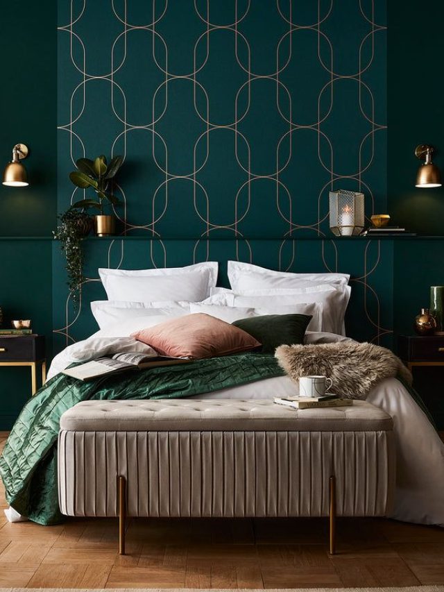 cropped-Graham-Brown-Palais-Wallpaper-in-Green_Gold.jpg