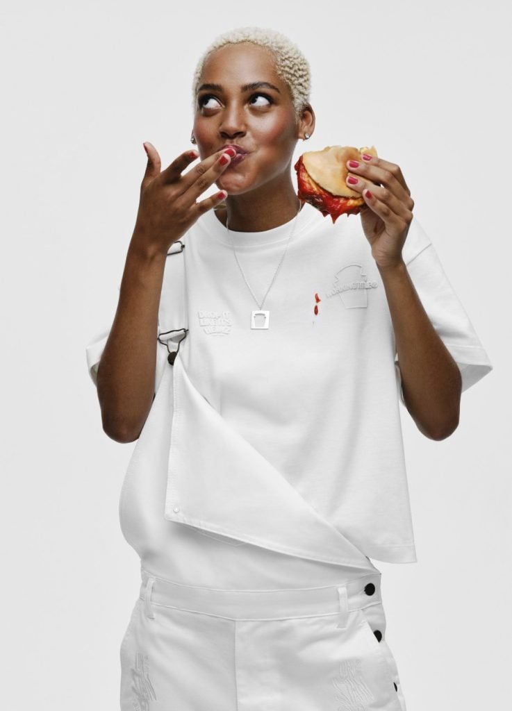 Heinz lança coleção de roupas anti-manchas de ketchup e mostarda