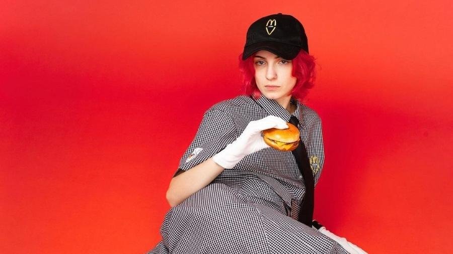 McDonald’s Finlândia e VAIN usam upcycling de uniformes antigos para criar nova coleção