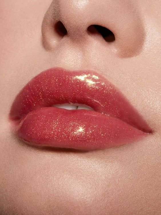 Juicy Lips: saiba como conseguir os lábios da moda com truques de make