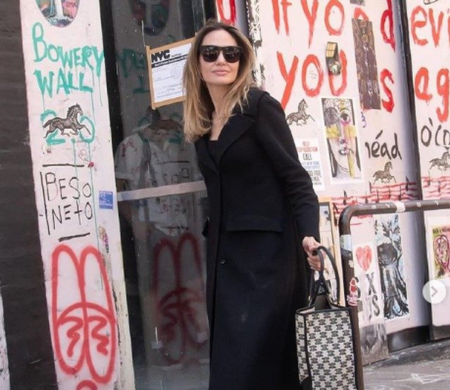 Atelier Jolie de Angelina Jolie: Onde a Moda Encontra a Criatividade no Lower Manhattan