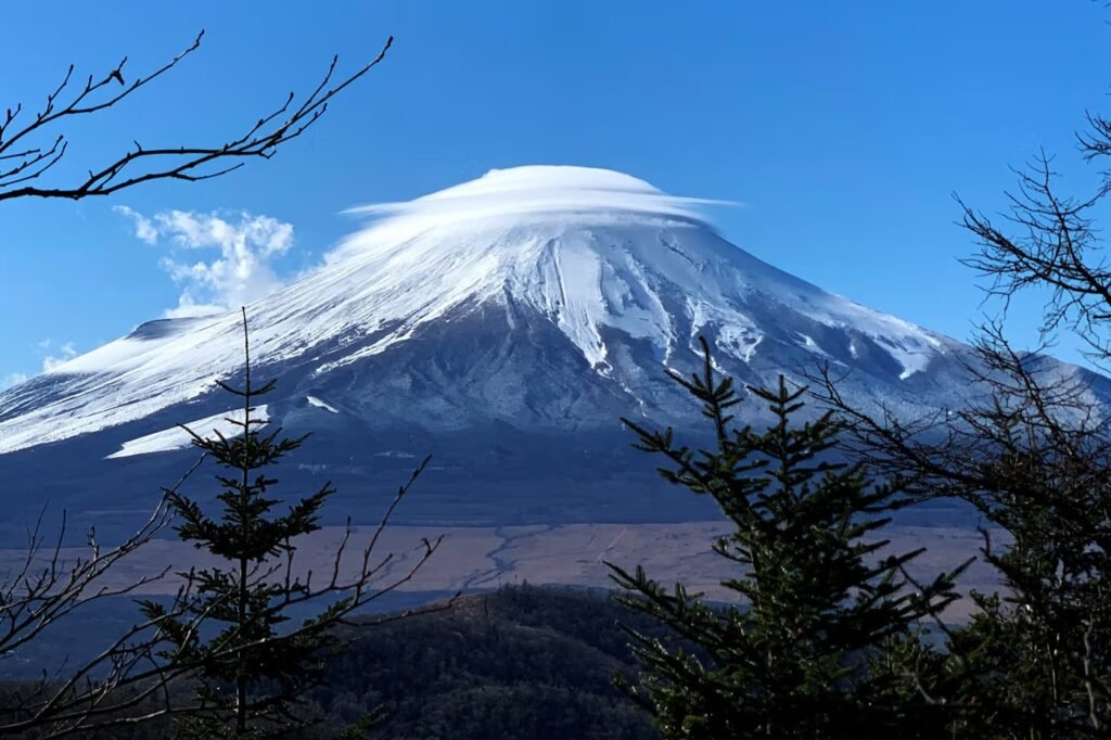 Monte Fuji Introduz Taxa de Entrada na Trilha Yoshida para Controlar o Fluxo de Escaladores