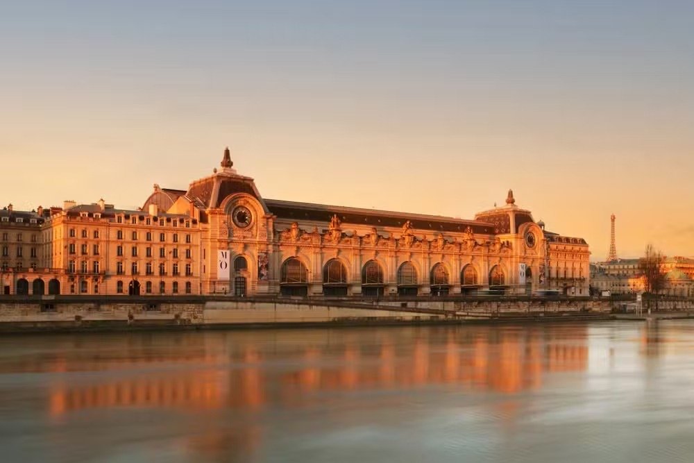 Museu D’Orsay oferece quarto para locação em Paris