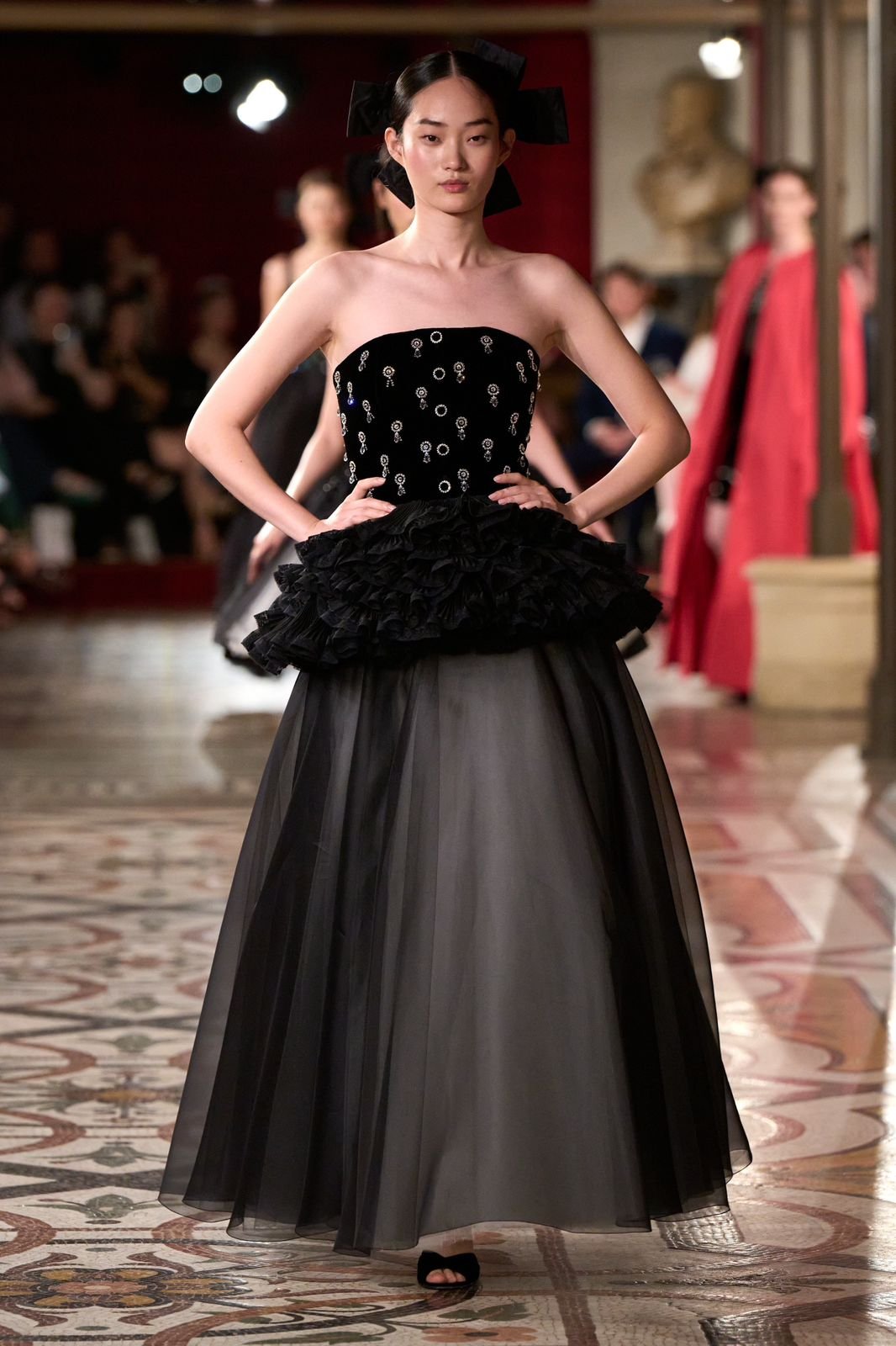 Paris Haute Couture: Chanel se despede de Virginie Wiard