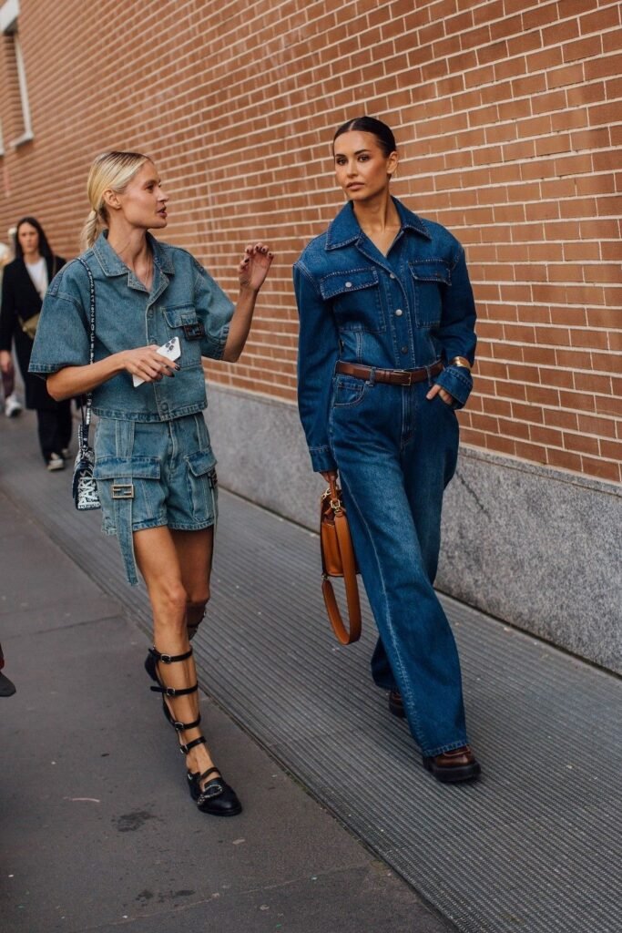 Conjunto All Jeans: Como Usar a Tendência Que Nunca Sai de Moda