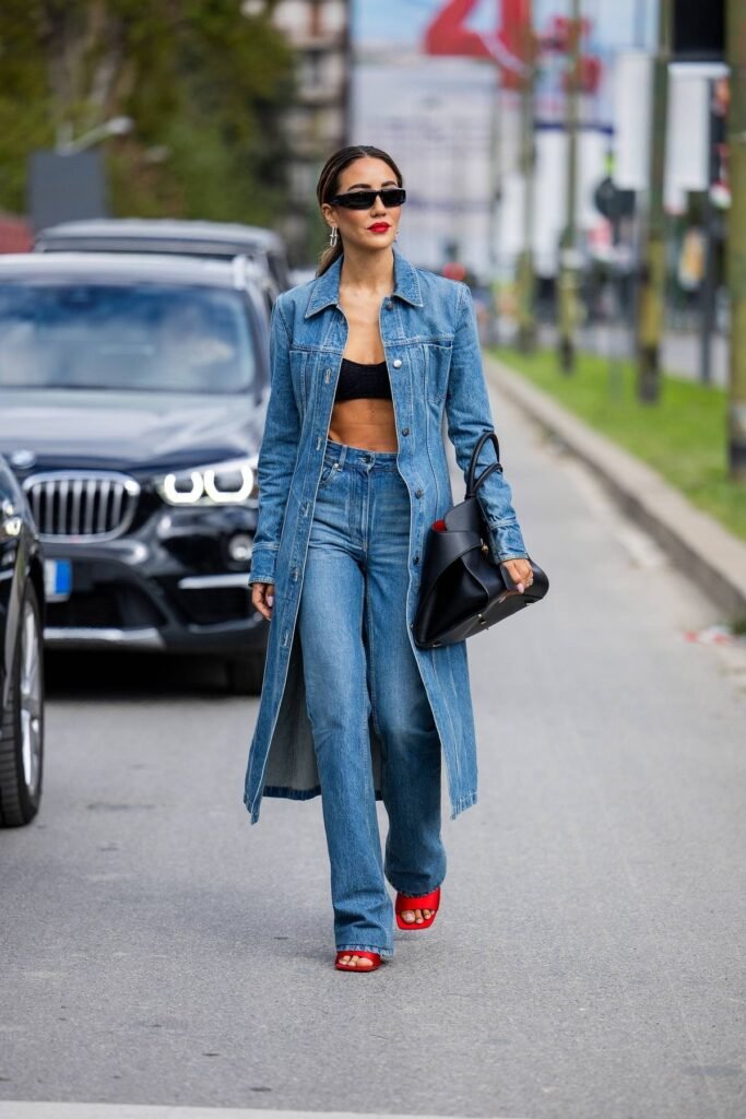 Conjunto All Jeans: Como Usar a Tendência Que Nunca Sai de Moda