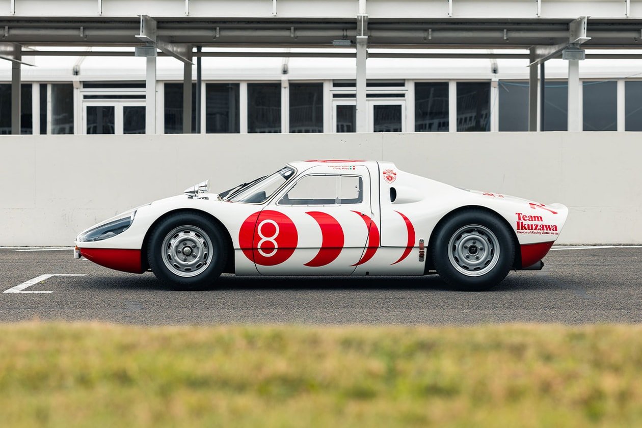 Team Ikuzawa e Daniel Arsham: Colaboração de Porsche 904 e Coleção Cápsula no Goodwood Revival 2024