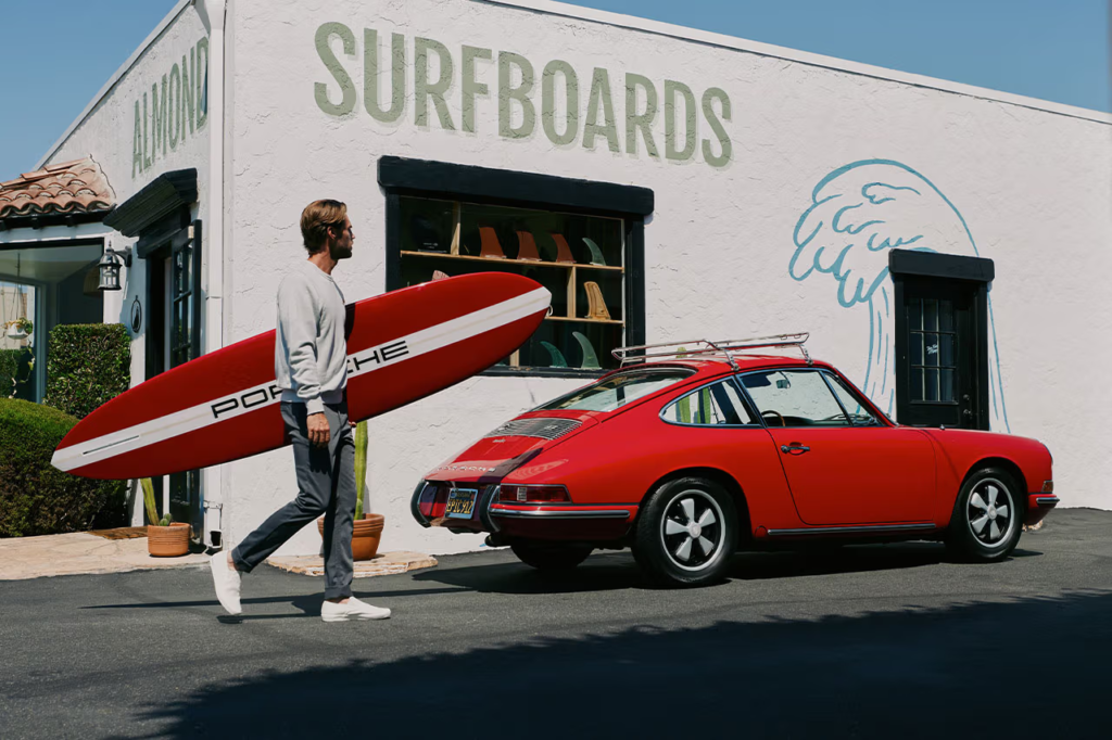 Porsche e Almond Surfboards: Made in California