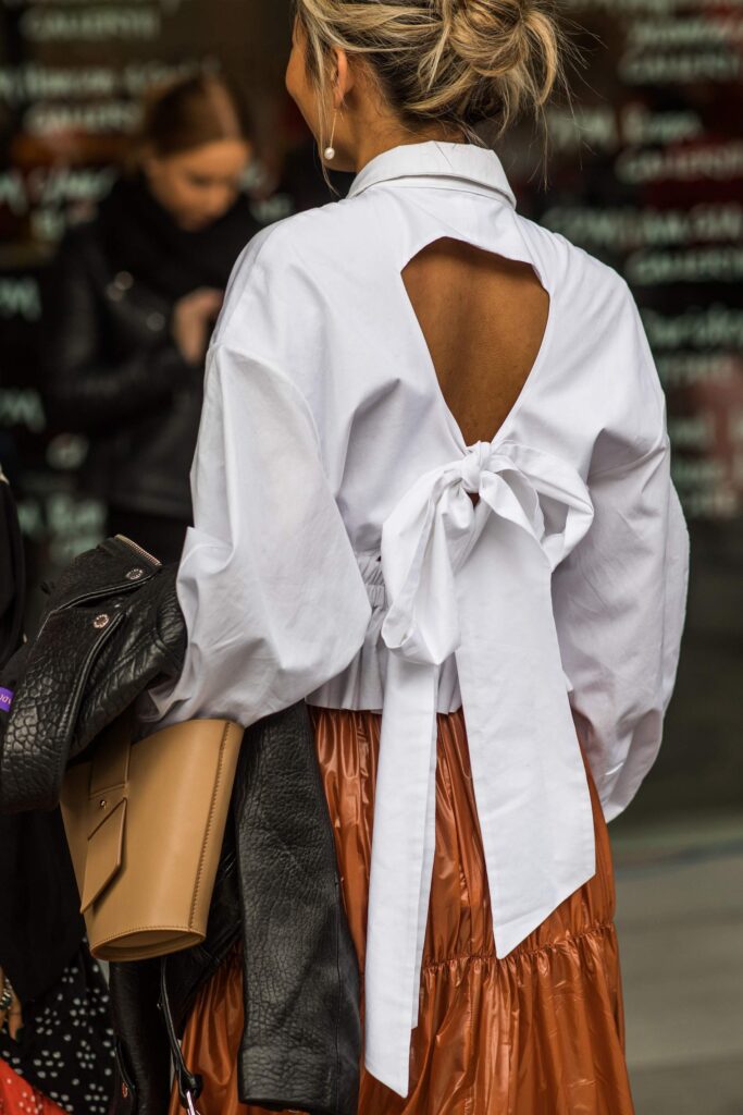 Tendência blusas com laço, inspirações de blusas com laços.