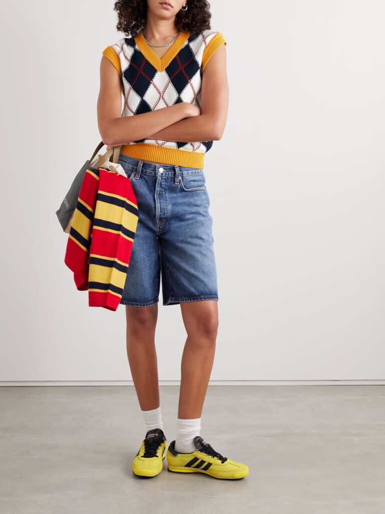 jorts tendência para o verão 2025, inspirações de looks com jorts.