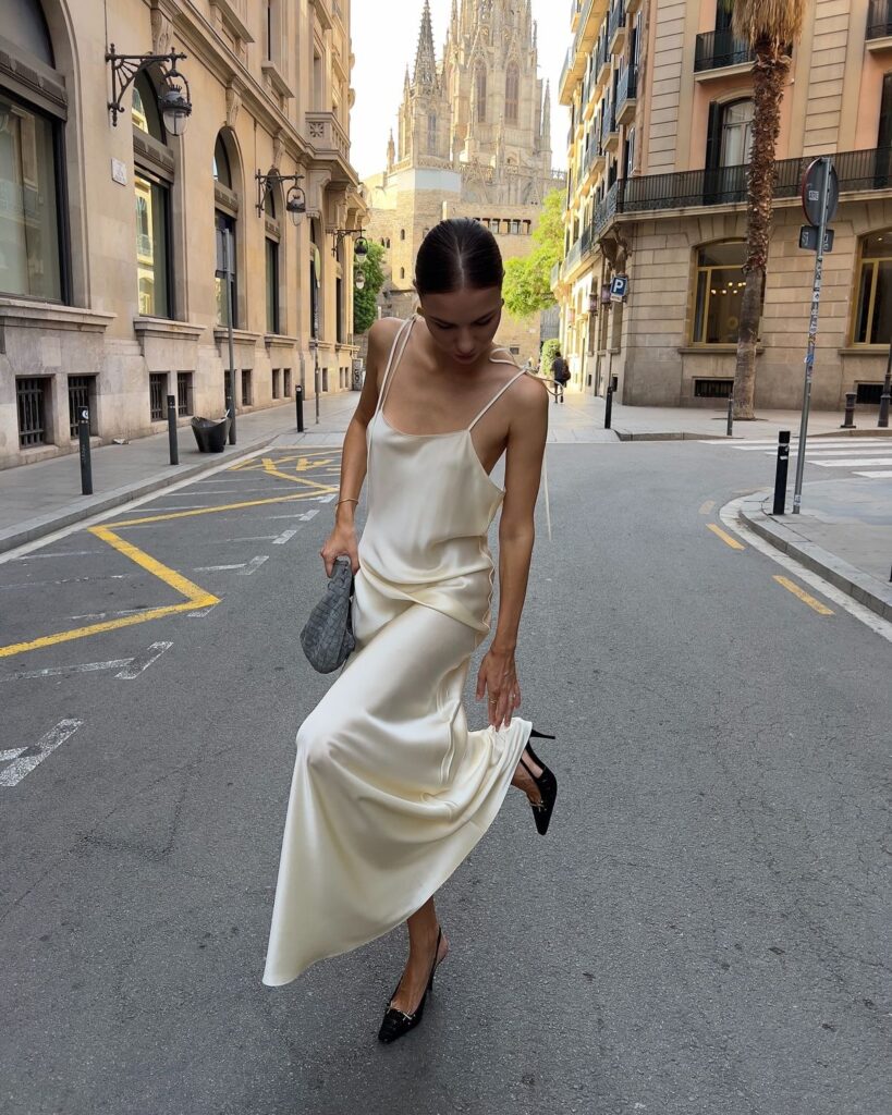 Inspirações de looks slip dress; dicas para slip dress.