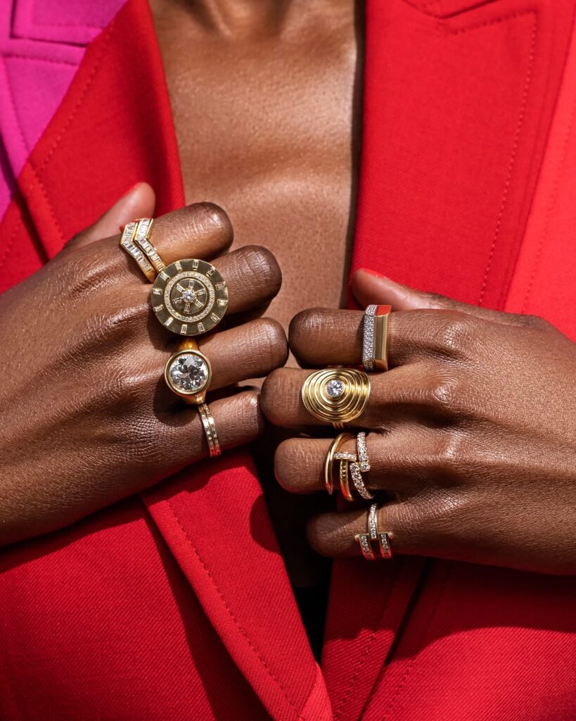 Como usar múltiplos anéis? Abrace a tendência Multiple Rings com estilo