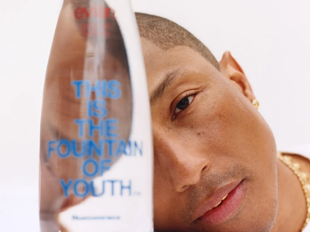 Campanha Pharrell Williams e Humanrace, colaboração com a Evian para ‘The Fountain of Youth’.