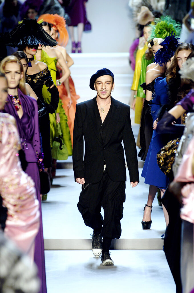 John Galliano deixa Maison Margiela após 10 anos de criações históricas