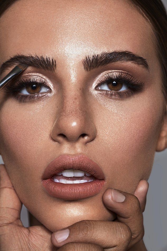 inspirações de glam makeup para para o look ano novo.