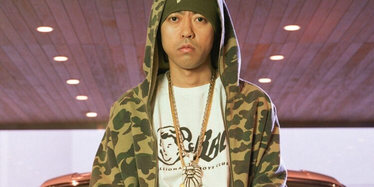 NIGO e FamilyMart: Nigo é Nomeado Novo Diretor Criativo da FamilyMart.