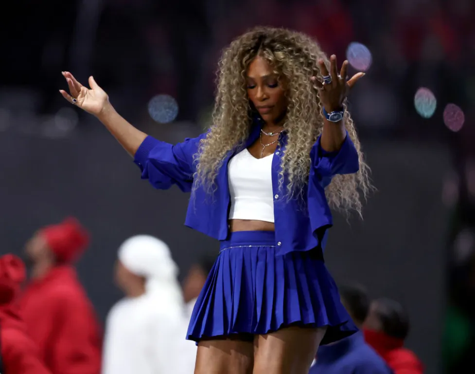 Kendrick Lamar, SZA e Serena Williams Brilham no Super Bowl 2025 com Looks Icônicos