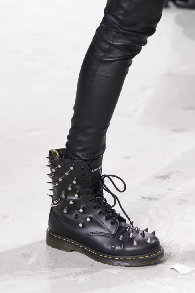 Junya Watanabe x Dr. Martens: A Reinvenção Punk na Moda