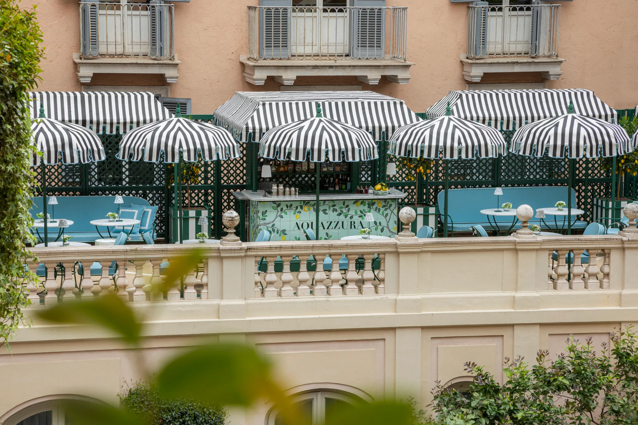 Aquazzura inaugura bar no Hotel de Russie em Roma