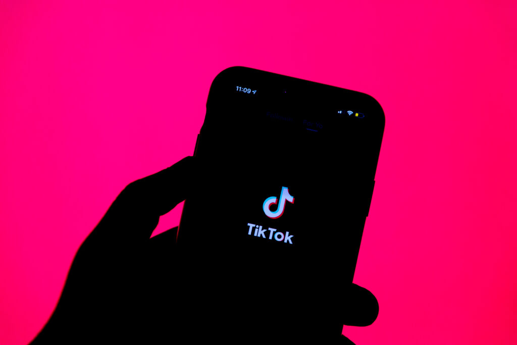 TikTok Shop estreia no Brasil e promete revolucionar o e-commerce nacional